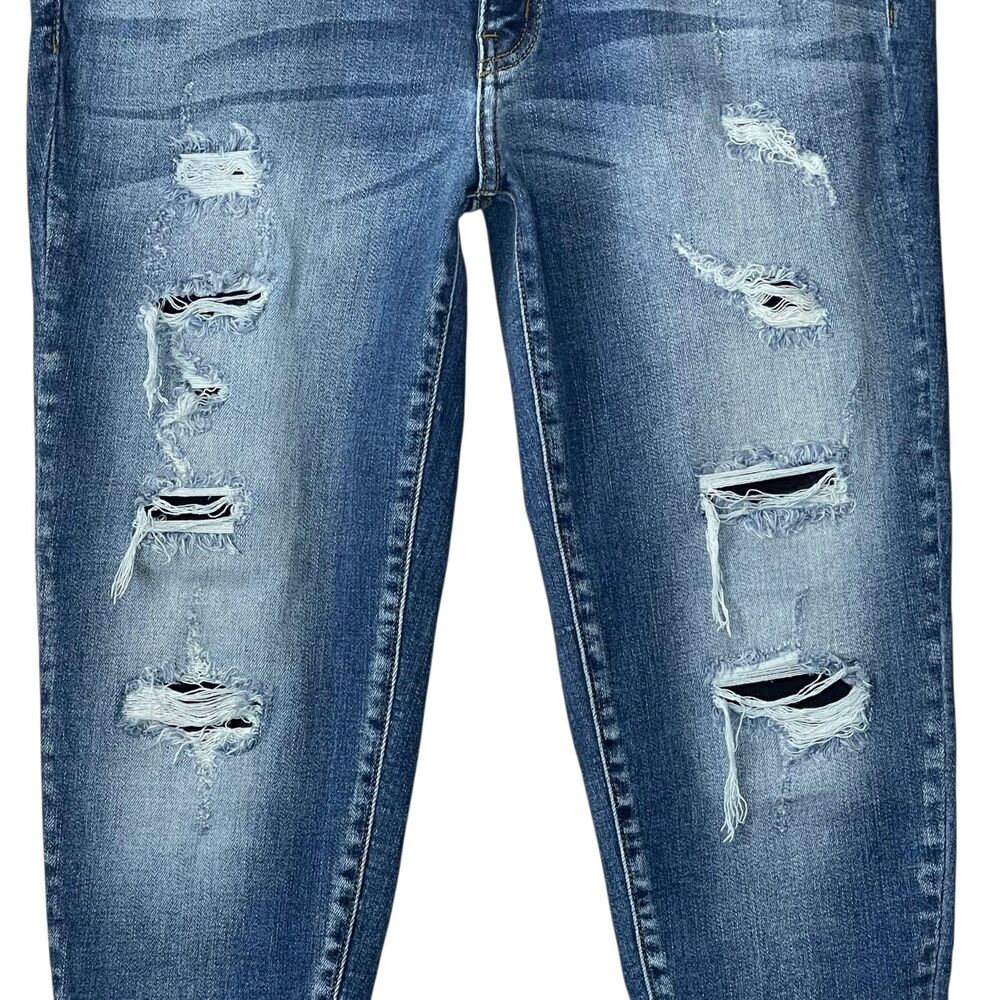 KanCan Signature Mid-Rise Ankle Skinny Jeans Size 32 Destructed Frayed Hem EUC - Picture 4 of 12